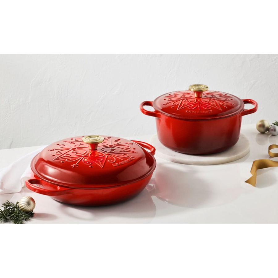 additioanl image for  Le Creuset Xmas Low Cass. Cerise 30 cm 